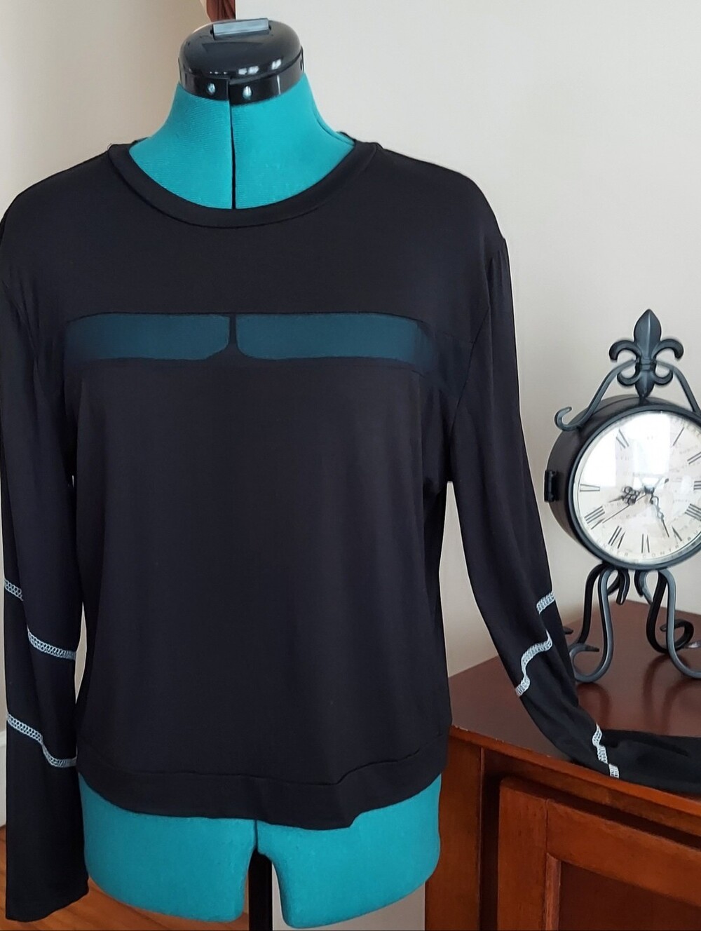 Shein Activewear Black Long Sleeve Sheer Detailed Pullover Women's 1X